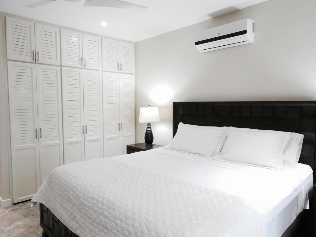 מנואל אנטוניו The Elephant Castle Beach Front Penthouse מראה חיצוני תמונה