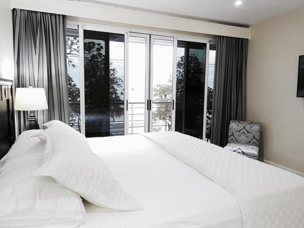 מנואל אנטוניו The Elephant Castle Beach Front Penthouse מראה חיצוני תמונה